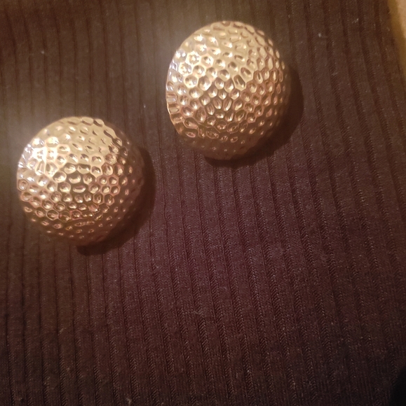 Earrings - Picture 1 of 5